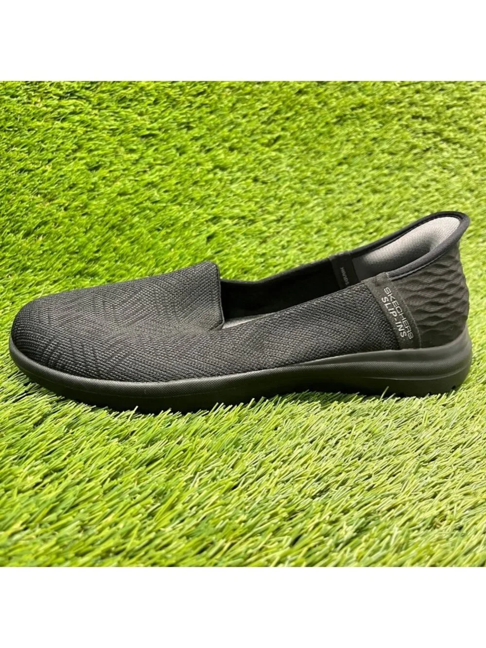 Skechers On The Go Flex-Clover Womens Size 8 Black Casual Walking Slip-On Shoes